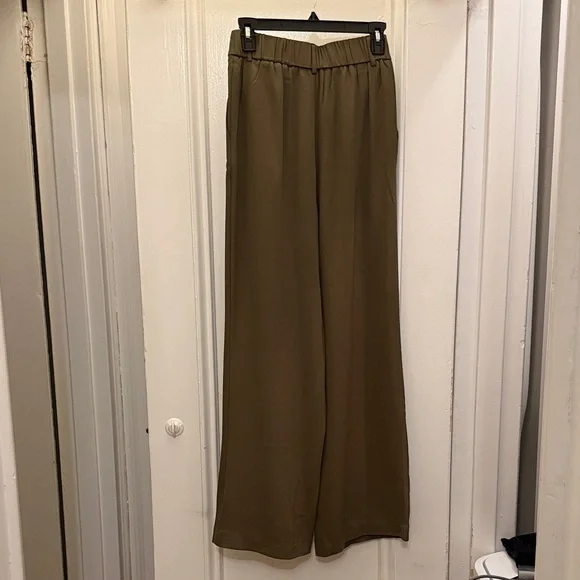 Wide-Leg Olive Green Trousers - Picture 2 of 3